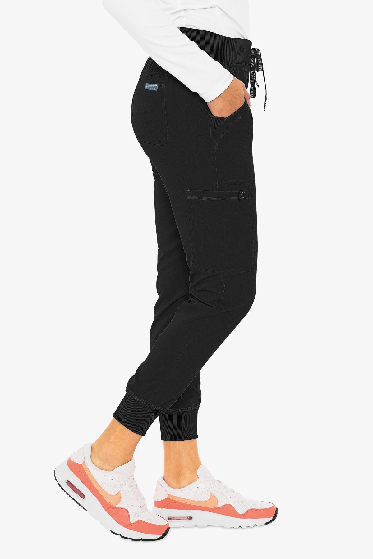 Women’s Yoga Jogger Scrub Pant Black